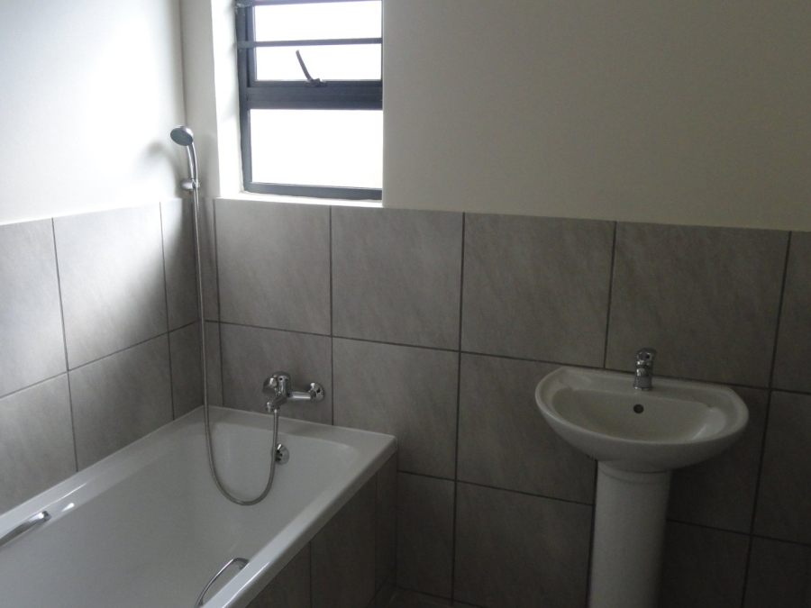 To Let 2 Bedroom Property for Rent in Die Bult North West